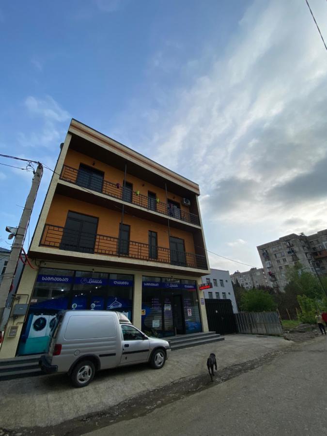 Lovely And Cozy Apartment! Кутаиси Экстерьер фото